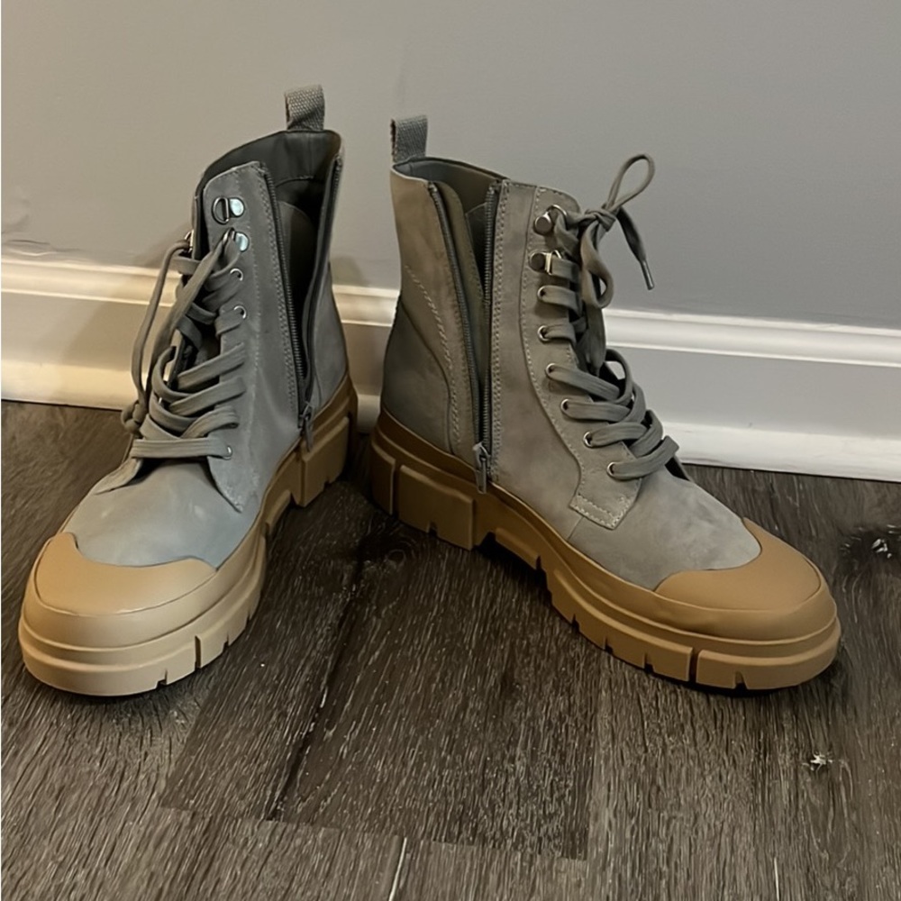 NEW Suede/Tan Combat Boots